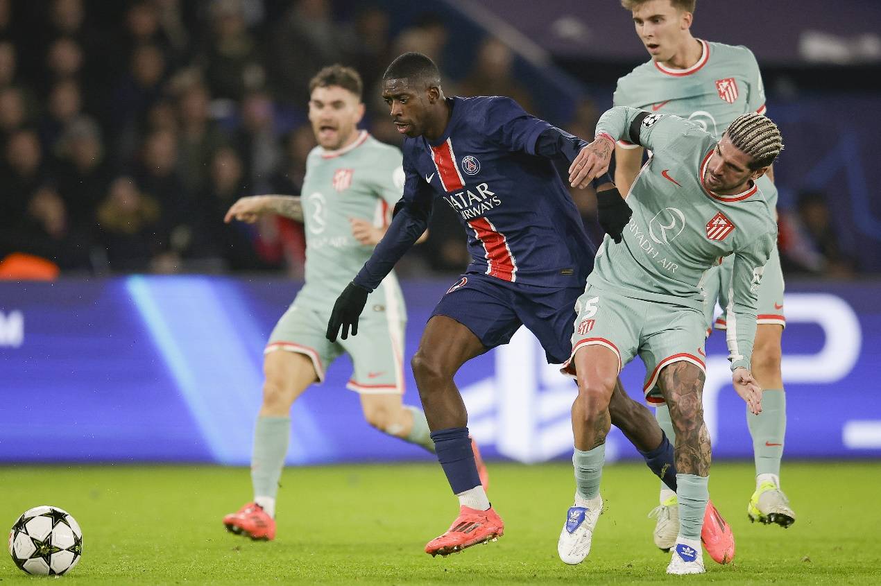 小龙与首个 小龙与首个