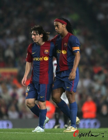 味着让队友 味着让队友