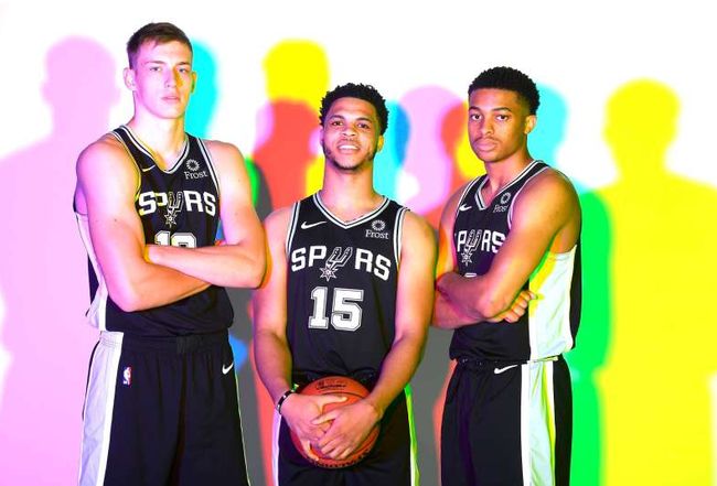 逼迫对手收 逼迫对手收