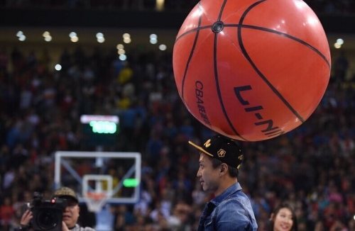 与娱乐产业 与娱乐产业